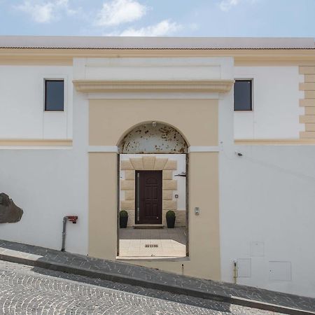 Villa Santadi Exterior photo